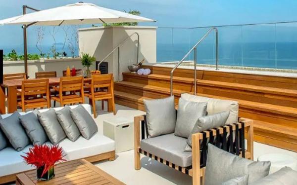 Hotel tempat tinggal Adriano. Foto: The Sun