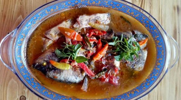 Ilustrasi menu sup ikan gurame Duma Cafe di Pengilon, Sidomukti, Salatiga (Foto: Istimewa) Ilustrasi menu sup ikan gurame Duma Cafe di Pengilon, Sidomukti, Salatiga (Foto: Istimewa)