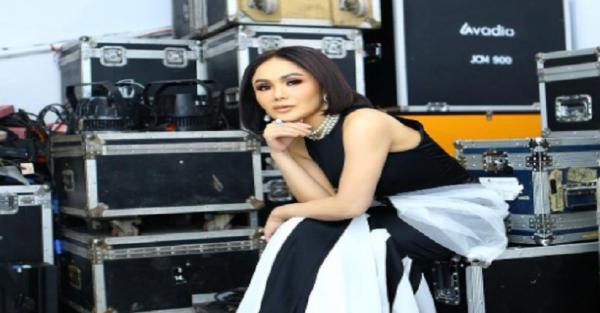Artis Korban KDRT. (Foto: Instagram)