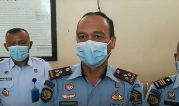 Kepala Lapas Kelas II Pontianak Kepala Lapas Kelas IIA Pontianak, Farhan Hidayat. (Foto: iNews/Uun Yuniar)