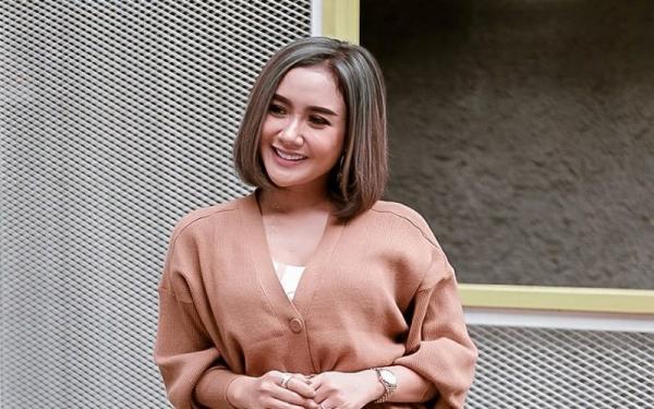 Deretan artis cantik menjadi janda di usia muda. (Foto: Instagram)
