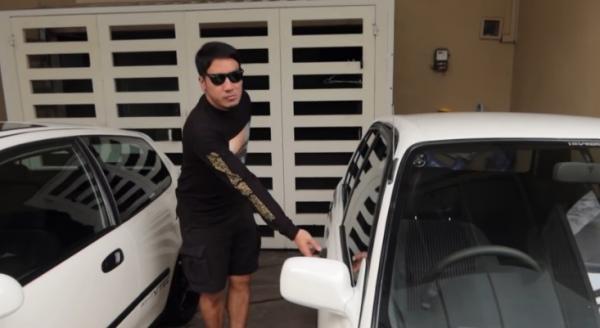 Desta, personel band jadi komedian. (Foto: IG)