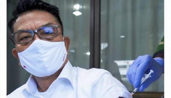 Moeldoko Kepala Staf Presiden (KSP) Moeldoko posting divaksinasi Covid-19. (Foto akun IG Moeldoko).
