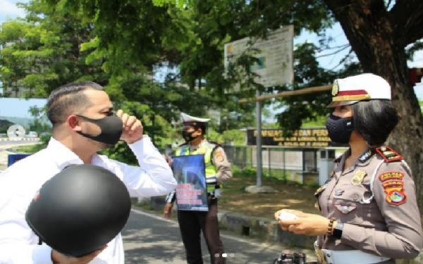 Artis Sultan Djorghi Disetop Polwan Cantik Iptu Rita (Foto: Instagram/@ritayuliana_45)
