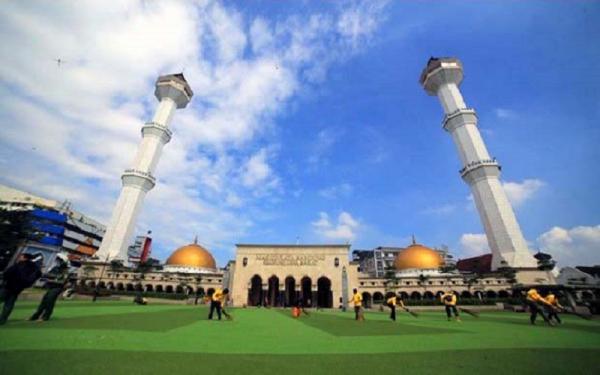 Masjid Agung Bandung, Jalan Asia Afrika, Kota Bandung bakal menggelar salat tarawih. (Foto: Dokumentasi)