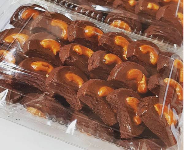 Mencicipi Kue Mente Foto: Instagram @nastarhome1803