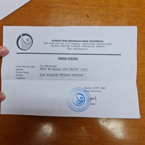 Surat pencabutan gugatan.