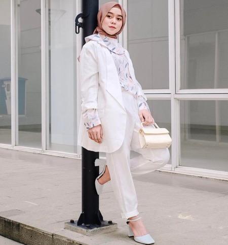 Lesty K Lesty Kejora dengan nuansa white.