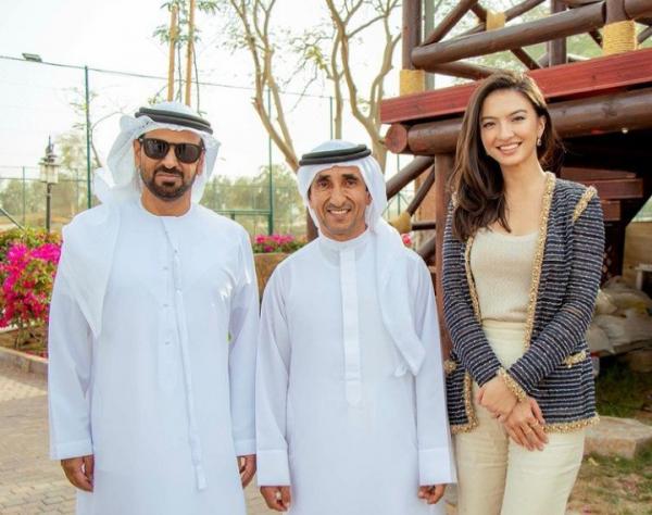 Raline Shah tampil modis saat liburan di Dubai. (Foto: Instagram/Raline Shah)