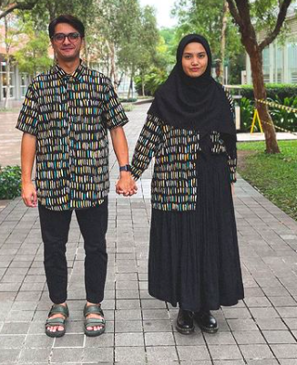 Ricky Harun dan Herfiza Novianti bergaya kompak Ramadhan.(Foto: Instagram/Ricky Harun)