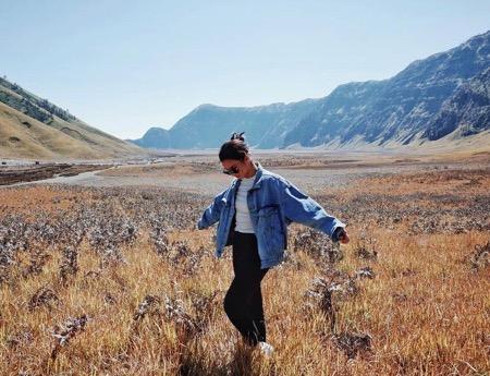Angela Gilsha di Bromo.