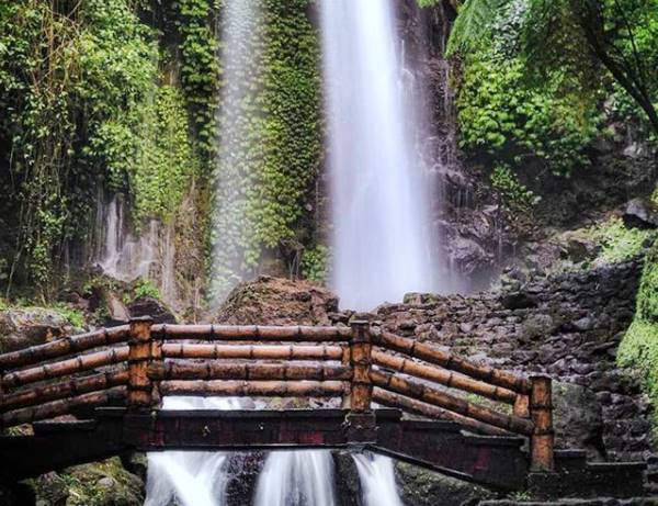 Destinasi Air Terjun Jumog Foto: Instagram@air_terjun_jumog