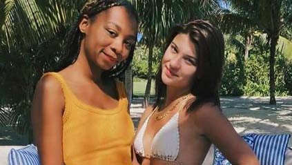 04 Phoebe Gates 3 Phoebe Gates, anak perempuan pasangan Melinda dan Bill Gates paling suka mengenakan bikini. (Foto: Instagram)