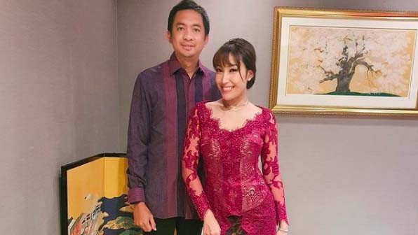 05 Ayu Dewi Copy Artis Cantik Tegar walau Suami Diterpa Isu Selingkuh. (Foto: Instagram)