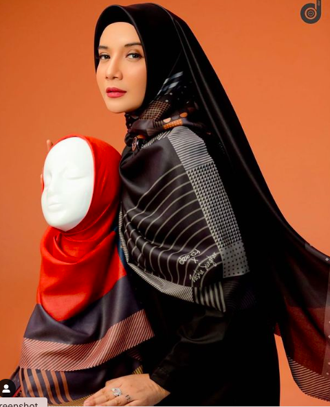 06 Zaskia Sungkar1 Potret cantik Zaskia Sungkar si ibu muda yang sangat keibuan (Foto: Instagram/Zaskia Sungkar)