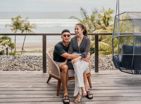 Nikita Willy dan suami.