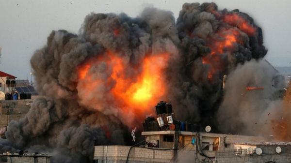 Serangan Israel Aljazeera Serangan udara Israel menghancurkan permukiman rakyat Palestina di Jalur Gaza, Senin (17/5/2021). (Foto: Aljazeera).