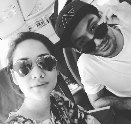 Bcl reza syuting BCL dan Reza saat promosi film ke luar kota.