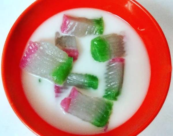 Minuman tradisional Indonesia asal Jakarta (Foto: Instagram @anieshomesweethome)