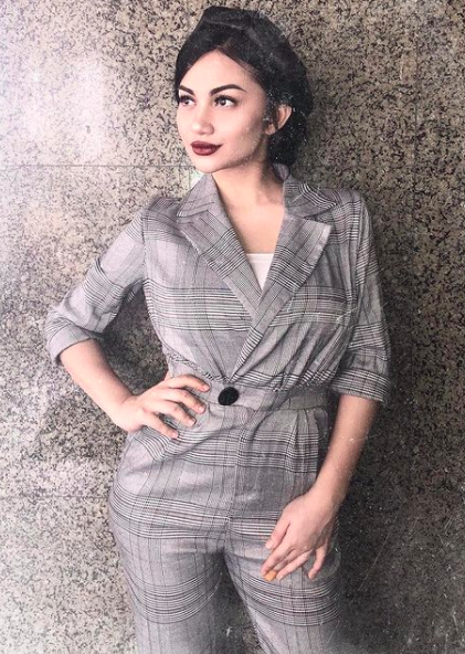 06 Ariel Tatum Blazer Pesona dan keseksian Ariel Tatum selalu mencuri perhatian. (Foto: Instagram/Ariel Tatum)