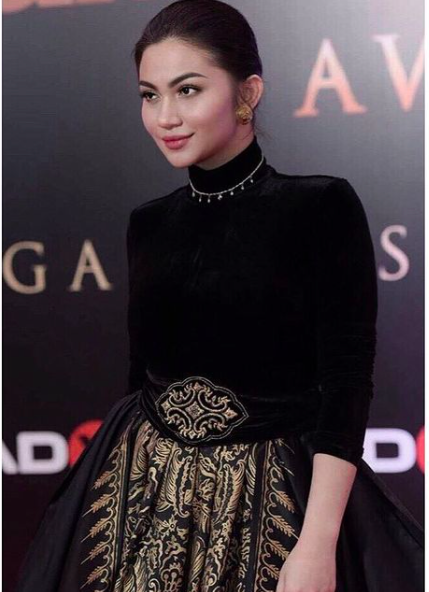 06 Ariel Tatum Trutle Neck Pesona dan keseksian Ariel Tatum selalu mencuri perhatian. (Foto: Instagram/Ariel Tatum)