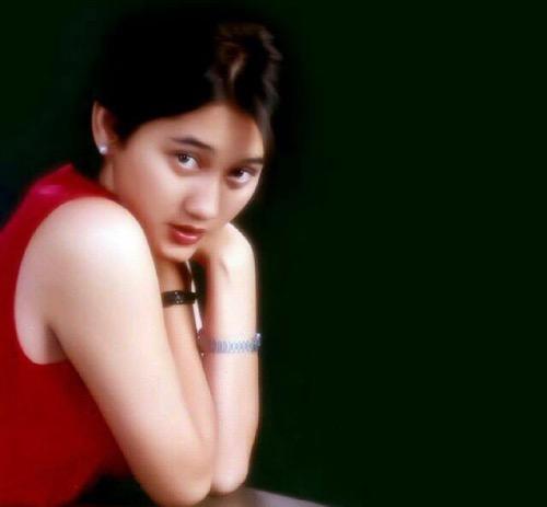 Lagu hits Younky Soewarno, dinyanyikan Nike Ardila. (Foto: IG)