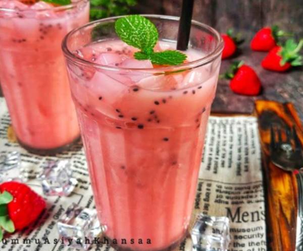 Es Kopyor Asli dengan Agar-Agar (Foto: Instagram @novitasr18)