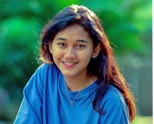 Nike Ardila 2 Artis Indonesia yang Meninggal di Usia Muda. (foto: Instagram)