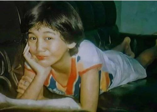 Nike Ardilla kecil Nike Ardilla sudah cantik sejak kecil.