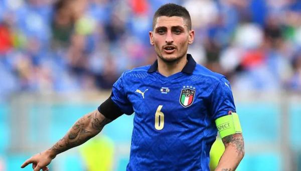 Gelandang Italia Marco Veratti rela posisinya digusur Locatelli di laga babak 16 Besar Euro 2020 kontra Austria, Minggu (27/6/2021) dini hari WIB. (Foto: 90 Min)