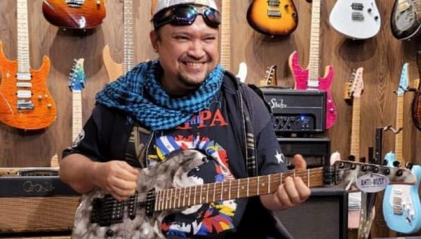 Mantan gitaris Gigi, Aria Baron. (Foto: Istimewa/Instagram)