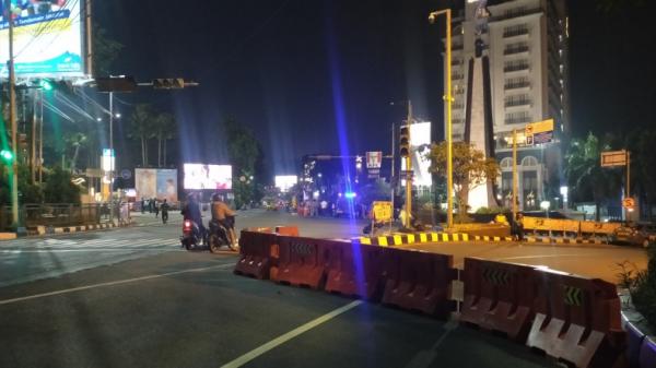 Jalanan Bogor, Jawa Barat mulai ditutup (Putra Ramadhani Astyawan/MNC Portal)