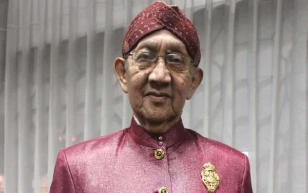 Dalang kondang Ki Manteb Sudarsono Dalang kondang Ki Manteb Sudarsono meninggal dunia, Jumat (2/9/2021)