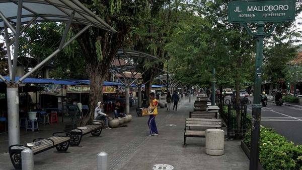 03 Antara Malioboro 1