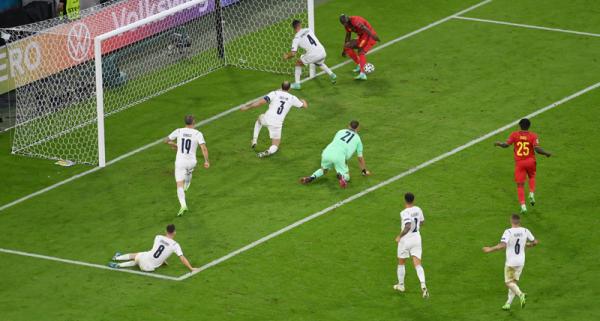 Belgia Vs Italia 2 Italia mengalahkan Belgia 2-1 pada perempat final Euro 2020, Sabtu (3/7/2021) dini hari WIB. Di semifinal Gli Azzurri akan berhadapan dengan Spanyol.(Foto: Reuters)