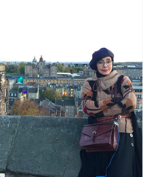 Potret cantik Ida Royani artis top 1970-an yang tetap aktif dan awet muda meski sudah berusia 68 tahun.&nbsp;(Foto: Instagram) &nbsp;