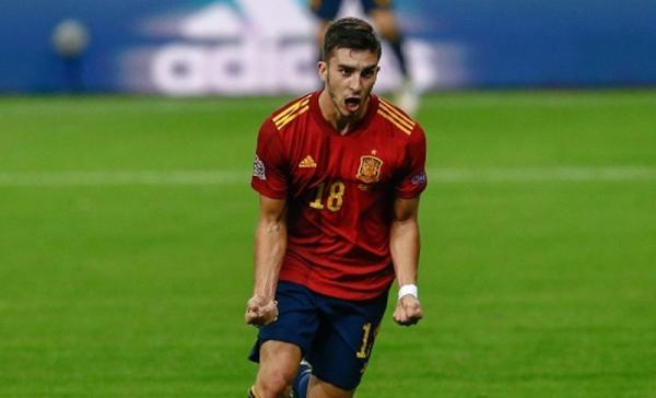 Winger Spanyol Ferran Torres (Foto: Planet Football)