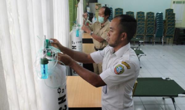 Tabung oksigen medis Pontianak Persediaan tabung oksigen medis di RSUD Kota Pontianak kembali mencukupi. (Foto: Antara)