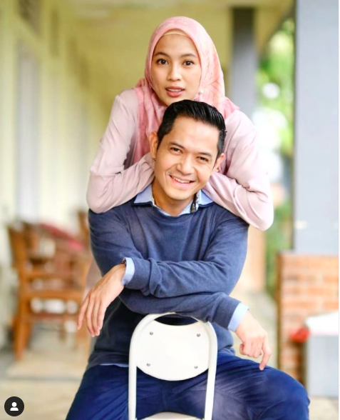 Screen Shot 2021 07 13 At 15 06 47 Deretan artis ini menikah dengan pasangan yang jauh lebih tua, dan hingga kini masih harmonis. (Foto: Instagram)