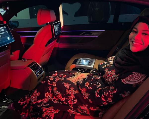 BMW Seri 7 Aurel