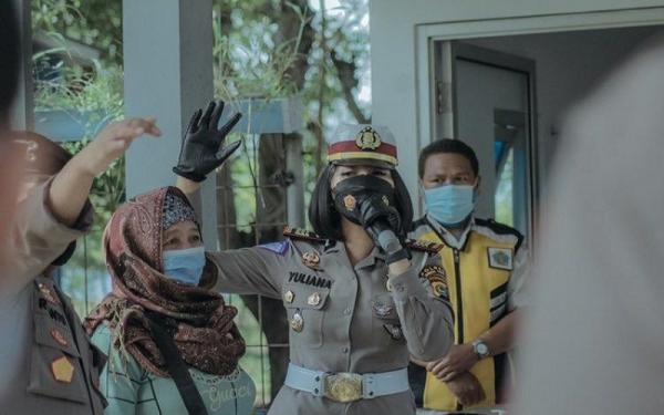 AKP Rita Sorcha Yuliana saat bertugas di lapangan. (Foto: Dok Rita Yuliana)