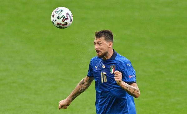 Francesco Acerbi 1 Francesco Acerbi adalah salah satu gladiator yang membawa Italia juara Euro 2020. (Foto: Reuters)