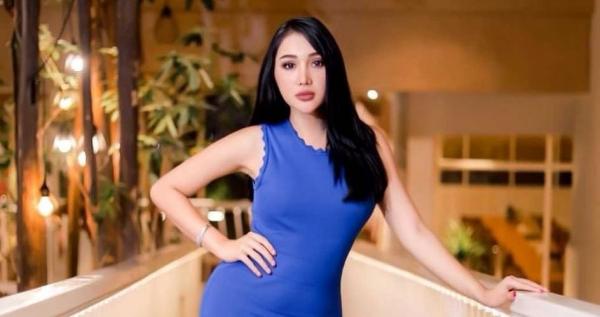 Artis Indonesia yang Populer karena Sensasi. (Foto: Instagram)