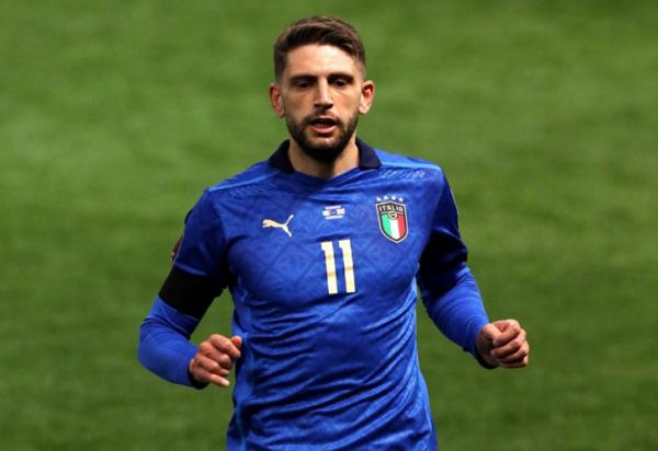 Domenico Berardi Bintang Italia di Euro 2020 diburu enam klub top. Persona yang dimaksud adalah Domenico Berardi. (Foto: Sky Sports)