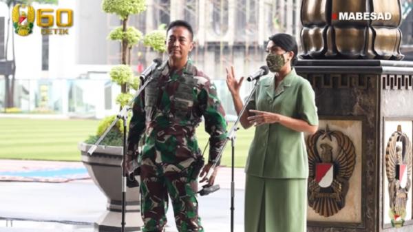 KSAD dan Istri KSAD Jenderal TNI Andika Perkasa dan Ketua Umum KCK Hetty Andika Perkasa. (Foto: Dispenad).