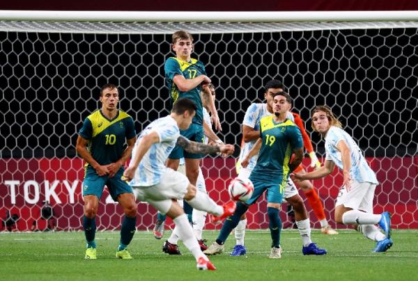 Argentina olimpiade Australia U23 berhasil menang pada laga perdananya di Olimpiade Tokyo melawan Argentina U23. Socceroos Muda menang 2-0 atas Albiceleste Muda. (Foto: REUTERS)