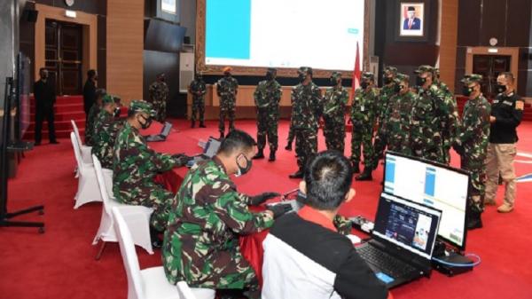 Tni Tracer Digital Tni Tracel digital dari TNI untuk memutus mata rantai penyebaran Covid-19. (Foto: Dok. TNI).