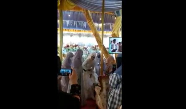 Pseta Pernikahan Jember Tangkapan layar pesta pernikahan di Pesantren Darul Arifin yang digelar saat PPKM Level 4.