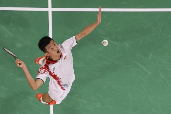 Chen Long 1 Tunggal putra China, Chen Long mengalahkan jagoan Indonesia Anthony Sinisuka Ginting di semifinal Olimpiade Tokyo 2020. Chen Long menang 2 set langsung. (foto: Reuters)