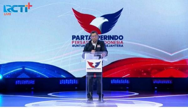 Ketua Umum DPP Perindo Hary Tanoesoedibjo meluncurkan logo baru Partai Perindo. (Foto iNews.id).